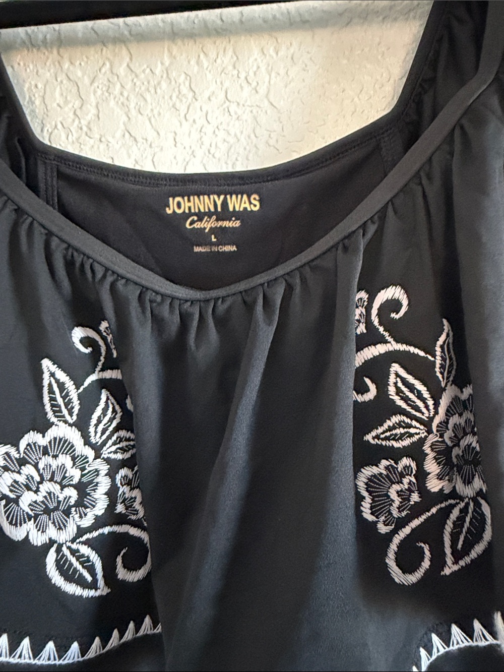 Johnny Was Wireless Floral Embroidered Off Shoulder Sofia Swimsuit Large Black - Picture 6 of 11